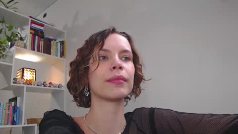 Snapshot of milly_ross23 chatting on 01/28/25, 11:28 Milly online show from 01/28/25, 11:28