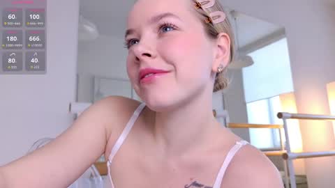 Snapshot of milly_shy chatting on 05/10/26, 07:46 Milly online show from 05/10/26, 07:46