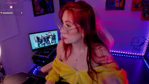 Snapshot of milly_yako chatting on 09/25/25, 03:10 Monkey D Maddie online show from 09/25/25, 03:10