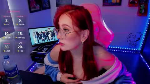 Snapshot of milly_yako chatting on 10/01/25, 09:10 Monkey D Maddie online show from 10/01/25, 09:10