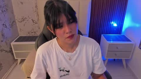 Snapshot of millyevans1 chatting on 04/01/26, 02:56 millyevans1 online show from 04/01/26, 02:56