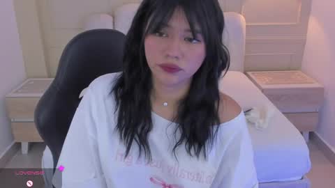 Snapshot of millyevans1 chatting on 04/08/26, 02:55 millyevans1 online show from 04/08/26, 02:55