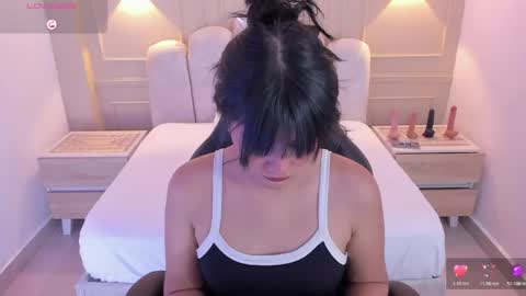 Snapshot of millyevans1 chatting on 04/28/26, 03:22 millyevans1 online show from 04/28/26, 03:22