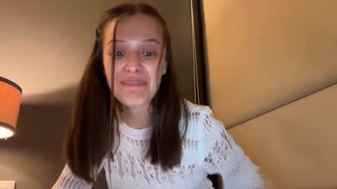 Milly online show from 10/31/25, 10:05