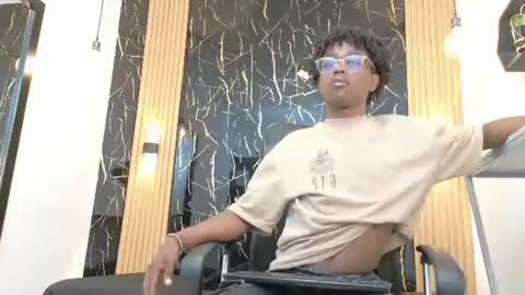 Snapshot of milo_afterdark chatting on 07/15/26, 04:51 MILO online show from 07/15/26, 04:51