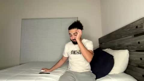 MilahMilosh online show from 10/19/25, 03:29