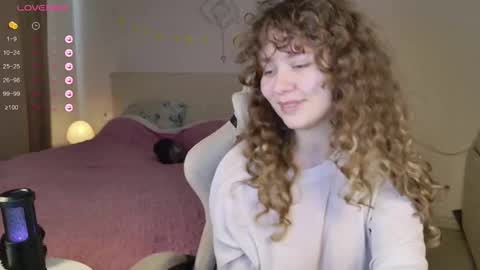 Snapshot of milounee chatting on 02/10/26, 06:50 milounee online show from 02/10/26, 06:50