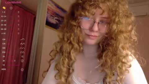 Snapshot of milounee chatting on 03/04/26, 05:30 milounee online show from 03/04/26, 05:30