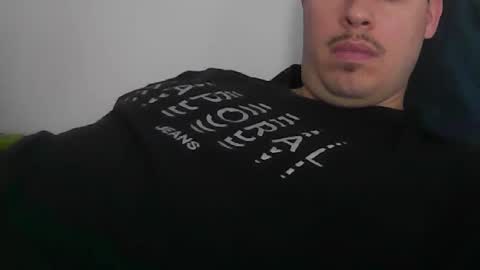 Snapshot of milowww1601 chatting on 12/16/24, 12:38 milowww1601 online show from 12/16/24, 12:38