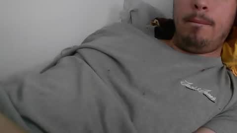 Snapshot of milowww1601 chatting on 02/22/25, 02:30 milowww1601 online show from 02/22/25, 02:30