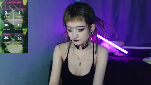 Snapshot of milten_trish chatting on 05/13/26, 06:16 milten_trish online show from 05/13/26, 06:16