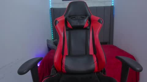 Miluu online show from 01/13/25, 03:12