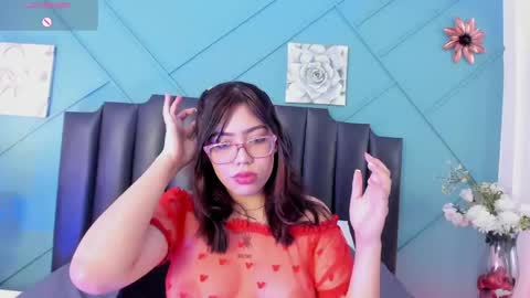 Snapshot of miluvegaa_ chatting on 04/25/26, 11:57 MiLu online show from 04/25/26, 11:57