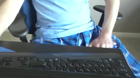 milwaukeebadger24 online show from 11/15/25, 04:03