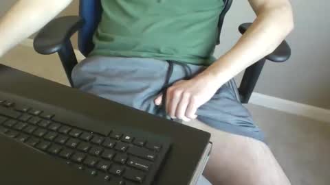 milwaukeebadger24 online show from 02/15/26, 05:20