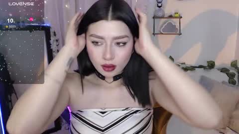 Mily online show from 11/25/25, 12:32