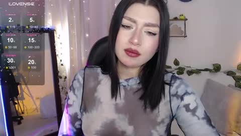 Mily online show from 11/25/25, 02:28