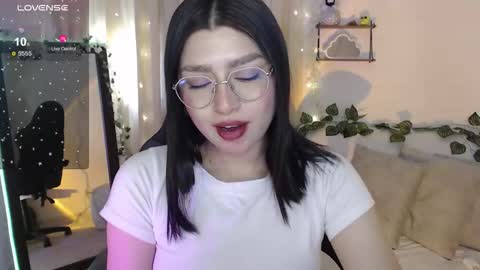 Mily online show from 12/04/25, 06:27