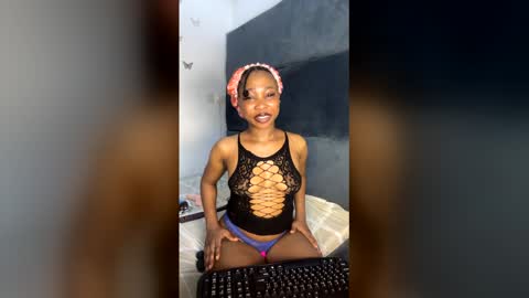 mimi online show from 03/05/26, 02:46