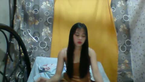 Snapshot of mimiyolove chatting on 02/06/25, 10:48 mimiyolove online show from 02/06/25, 10:48