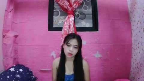 Snapshot of mimiyolove chatting on 09/18/25, 10:39 mimiyolove online show from 09/18/25, 10:39