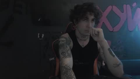 Max online show from 09/28/25, 02:55