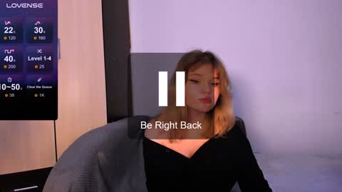 hi Im Mina  online show from 12/10/24, 05:07