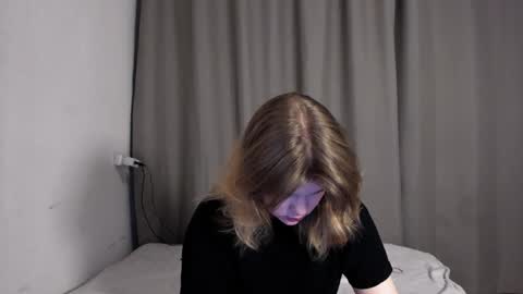 hi Im Mina  online show from 01/14/25, 02:08