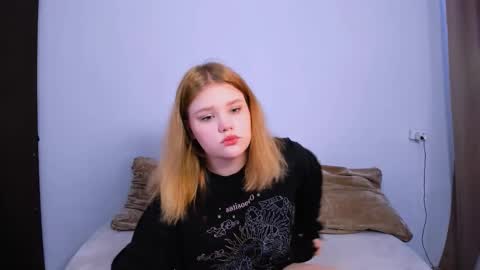 hi Im Mina  online show from 10/02/25, 01:23