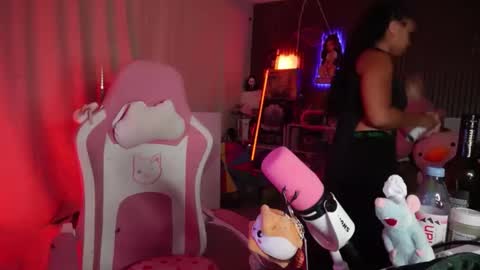  MINA  online show from 04/15/26, 07:58