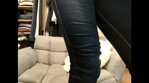 Snapshot of minami0804 chatting on 09/24/25, 01:42 minami0804 online show from 09/24/25, 01:42