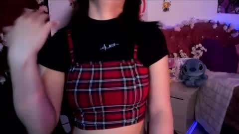 minami_nakamura online show from 11/02/25, 09:44