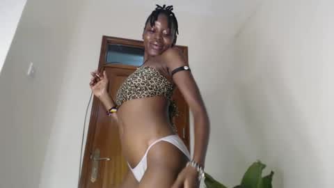 minatah6 online show from 11/18/25, 03:38