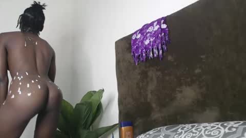 minatah6 online show from 11/20/25, 12:11