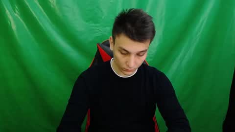 MINATO online show from 11/28/25, 08:22