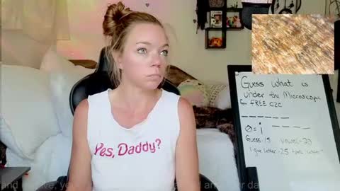Snapshot of mindymars chatting on 07/08/26, 02:43 Mindy Mars online show from 07/08/26, 02:43
