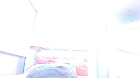 minene_mikami online show from 04/11/26, 12:09