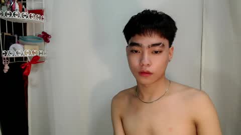 mingkla_man online show from 04/02/26, 03:09