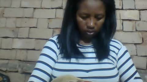 Minie4Tina online show from 01/12/25, 05:56