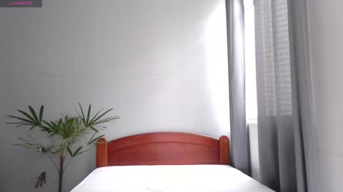   Mini Mila Kunis ft Ashton Katchero. Follow me to stay in touch  online show from 03/26/26, 04:45