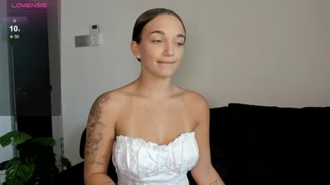 Maya online show from 03/05/25, 02:03