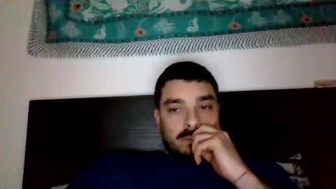 Snapshot of minimini2092 chatting on 03/11/26, 04:24 minimini2092 online show from 03/11/26, 04:24