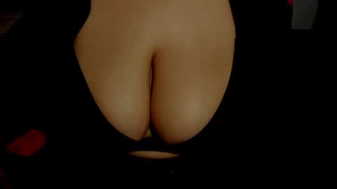 minka0 online show from 12/12/24, 09:04