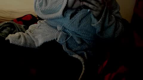 minka0 online show from 12/16/25, 10:15