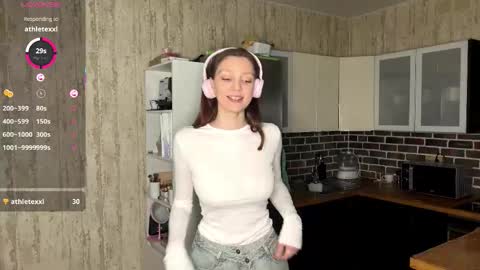 Snapshot of minmee chatting on 02/03/26, 04:12 Asti online show from 02/03/26, 04:12