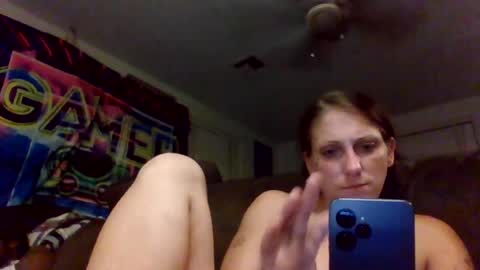 Minnie online show from 06/24/26, 07:18
