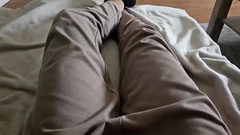 Snapshot of minongi chatting on 12/21/24, 12:49 Jesse J. online show from 12/21/24, 12:49