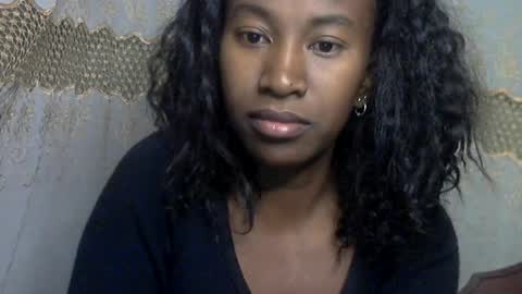 minouch211907 online show from 07/19/26, 03:32