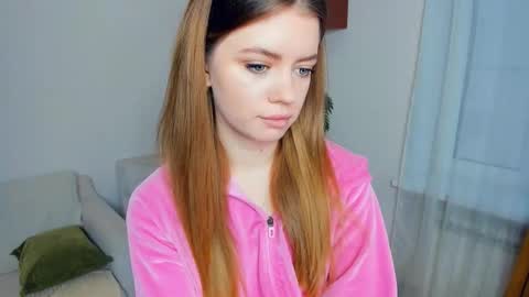 Linda online show from 12/22/25, 06:54