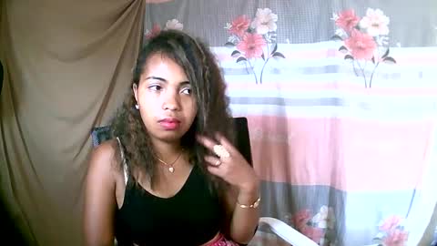 Snapshot of miorah chatting on 02/03/25, 10:03 miorah online show from 02/03/25, 10:03